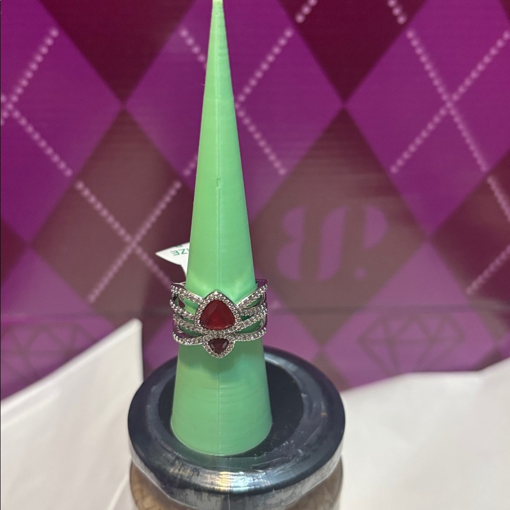 Ruby on Rhodium Ring - Picture 3 of 6